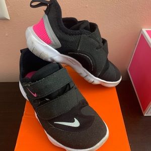 Toddler Girl, Nike Sneakers